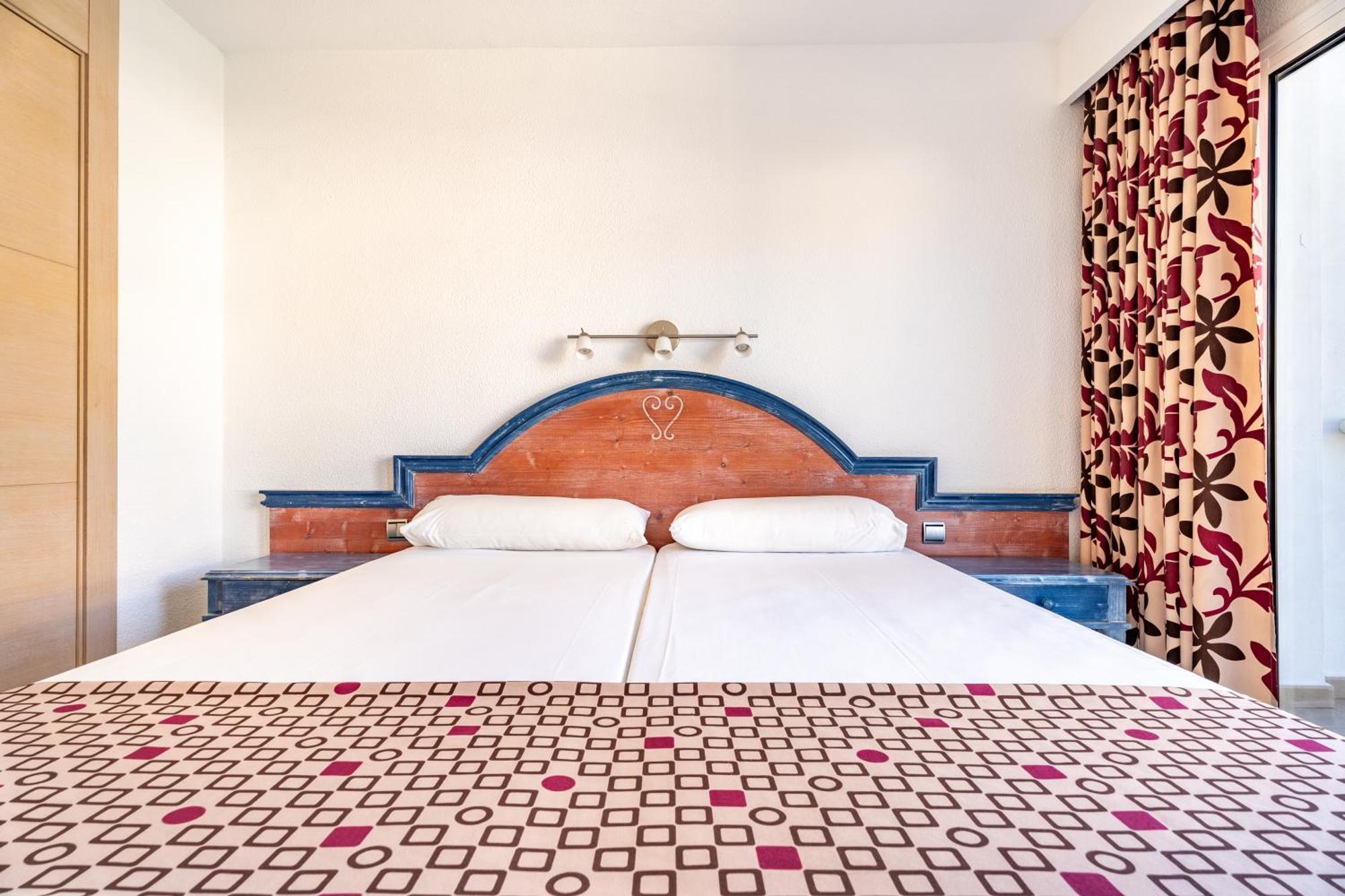 Cala Nova Apartamentos Porto Rico Extérieur photo